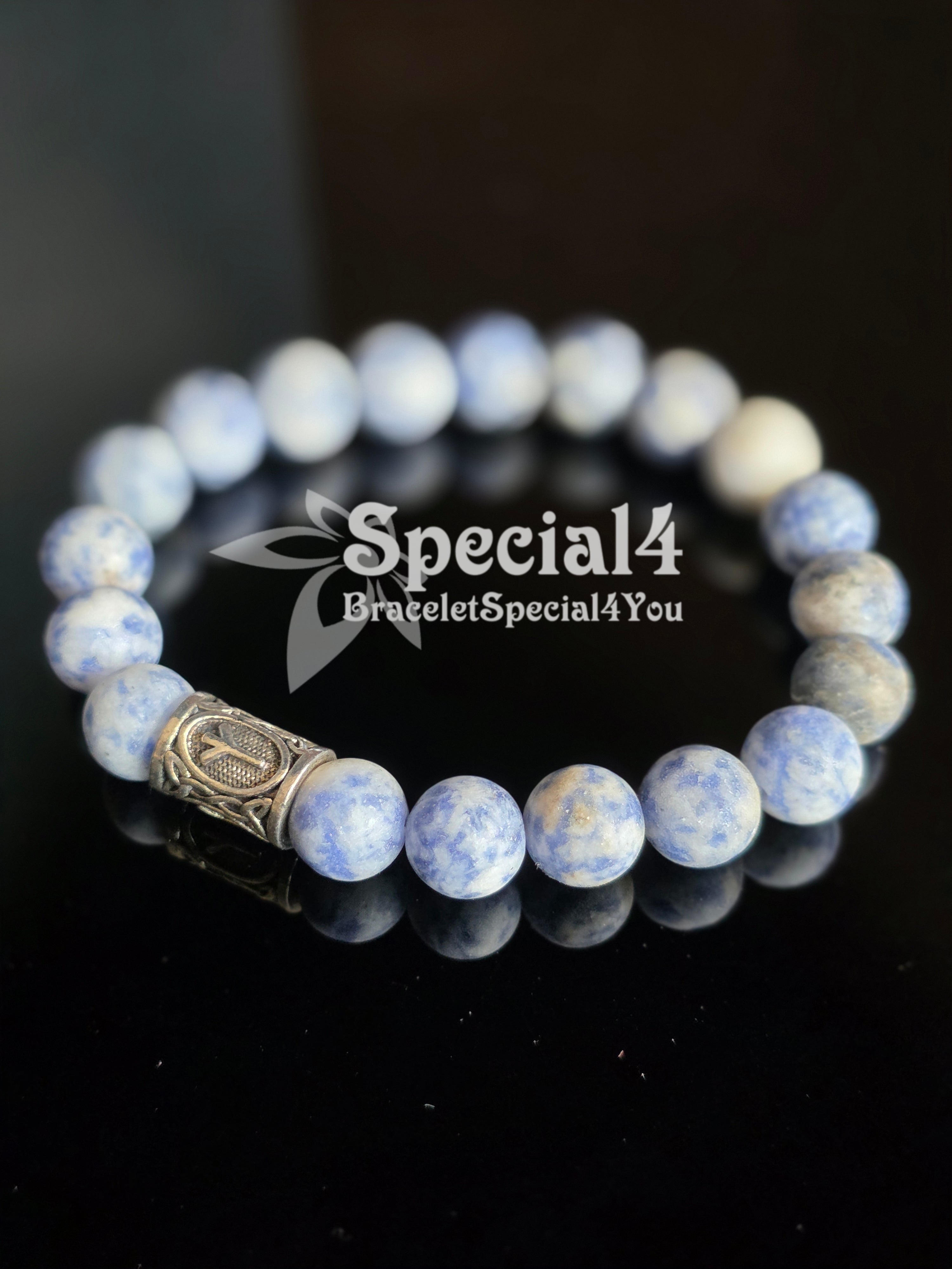 Algiz Matte Sodalite Talisman